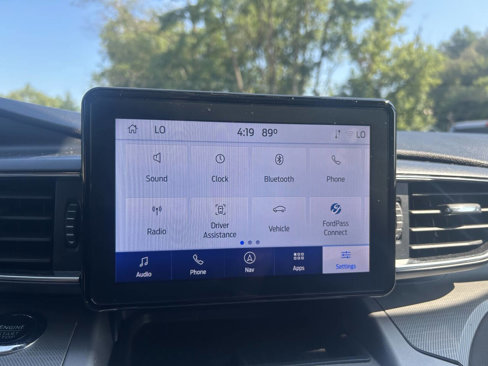 Used 2022 Ford Explorer XLT w/ Equipment Group 202A image 23