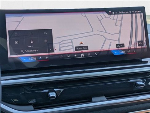 New 2026 BMW X7 M60i image 14