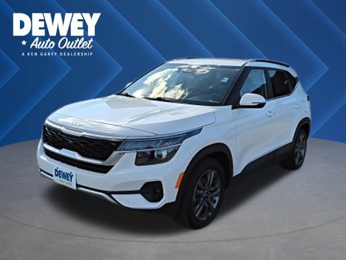 Used 2023 Kia Seltos S w/ Navigation Package image 1