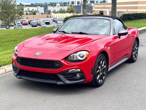 Used 2017 FIAT 124 Spider Abarth image 2