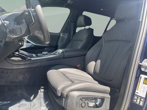 New 2026 BMW X7 M60i image 22