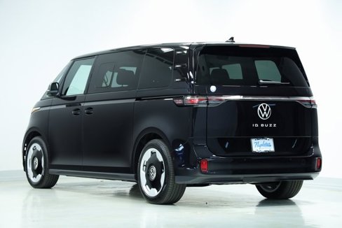 New 2025 Volkswagen ID. Buzz Pro S image 5