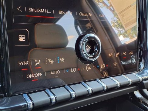 New 2026 GMC Yukon AT4 image 8