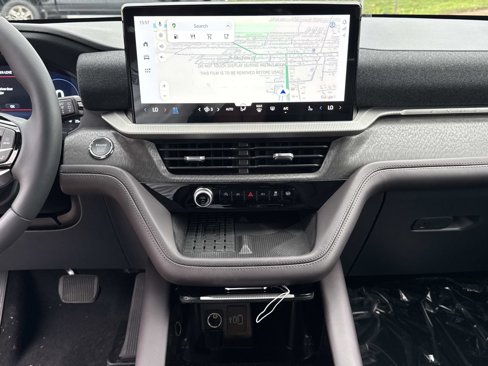 New 2025 Ford Explorer Platinum image 11
