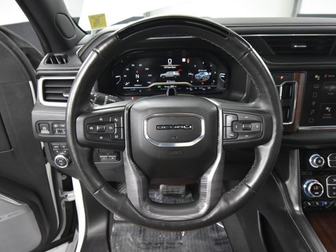 Used 2023 GMC Yukon Denali Ultimate image 30