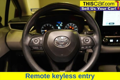 Used 2025 Toyota Corolla LE image 11