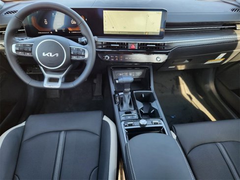 New 2025 Kia K5 GT-Line image 12