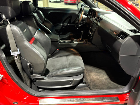 Used 2009 Dodge Challenger SRT8 w/ SRT Option Group II image 38