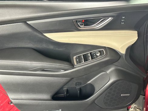 Used 2021 Subaru Ascent Limited w/ Technology Package image 3