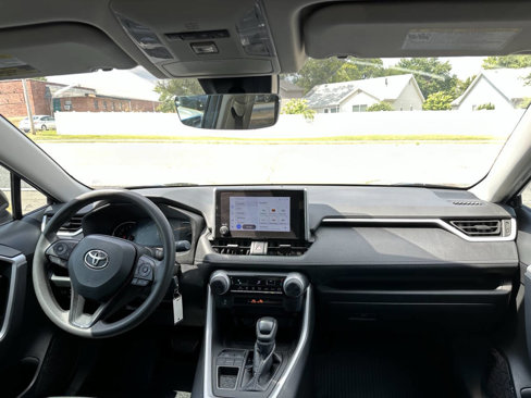 Used 2023 Toyota RAV4 LE image 15