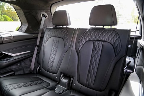 New 2026 BMW X7 M60i image 25