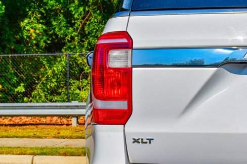 Used 2019 Ford Expedition Max XLT image 11