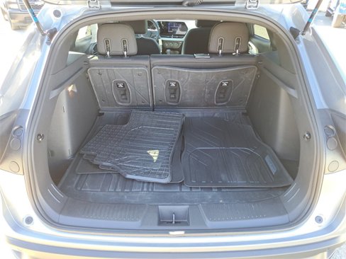 Used 2025 Chevrolet Trax RS w/ Sunroof Package image 26