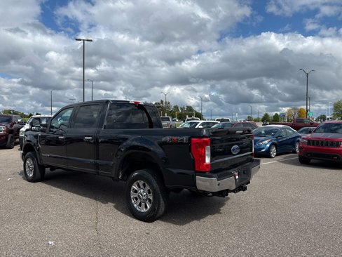 Used 2018 Ford F250 XLT w/ XLT Premium Package image 3