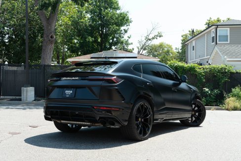 Used 2022 Lamborghini Urus image 22
