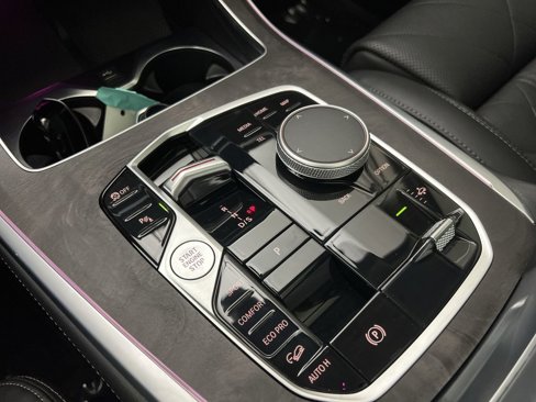 Certified 2023 BMW X7 xDrive40i w/ Premium Package image 21