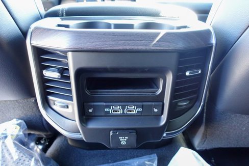 New 2025 RAM 3500 Laramie image 33