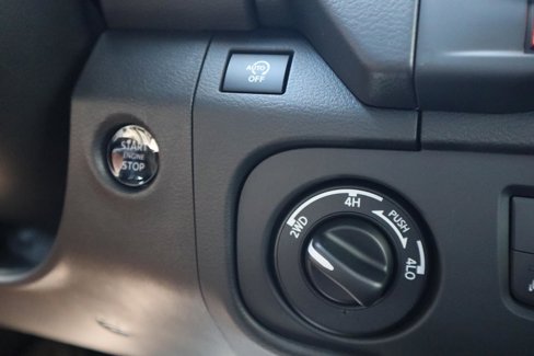 New 2026 Nissan Frontier SV image 36
