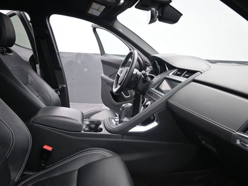 Certified 2020 Jaguar E-PACE R-Dynamic SE image 11