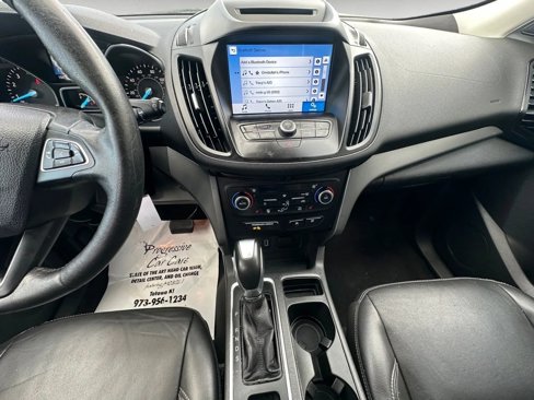 Used 2018 Ford Escape SEL image 10
