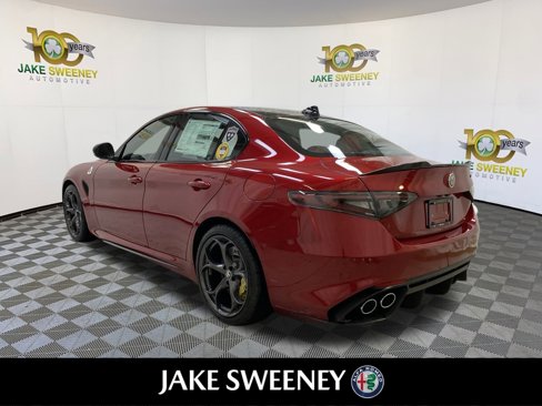 New 2024 Alfa Romeo Giulia Quadrifoglio image 6