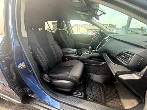 Used 2020 Subaru Outback Premium image 11