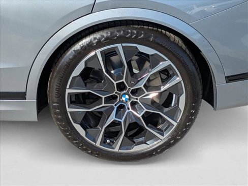 New 2026 BMW X7 M60i image 10