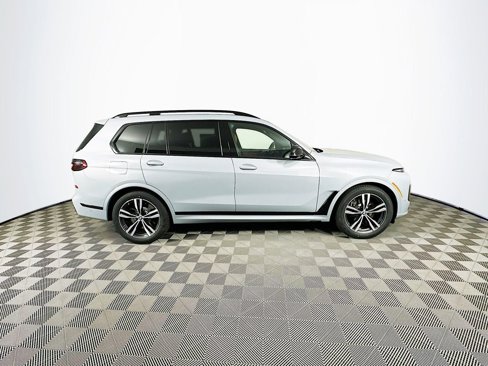 New 2026 BMW X7 M60i w/ Executive Package image 10