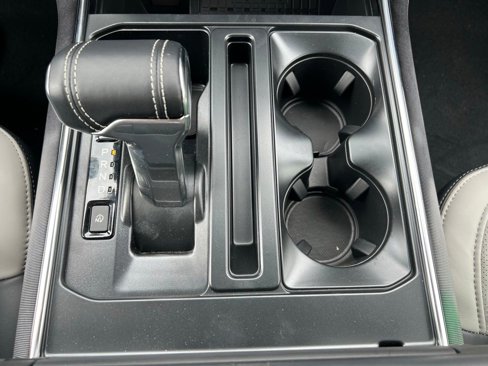 New 2025 Ford F150 Lightning Platinum image 32