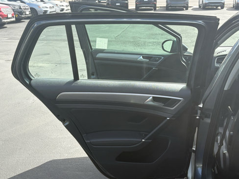 Used 2017 Volkswagen Golf Wolfsburg Edition image 27