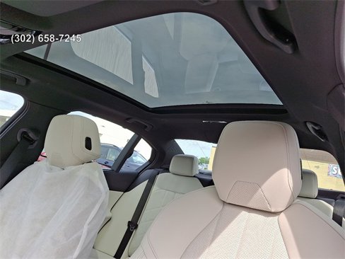 Used 2026 BMW 530i xDrive w/ Executive Package image 13