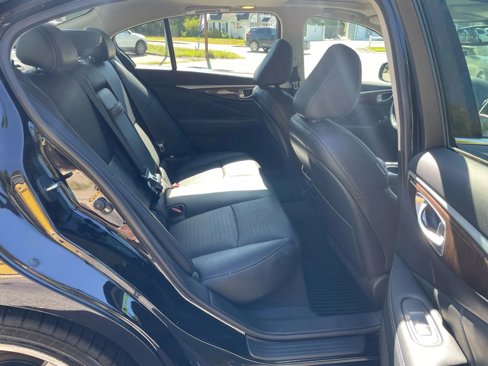 Used 2014 INFINITI Q50 Sport w/ Deluxe Touring Package image 32