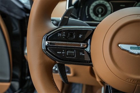 New 2025 Aston Martin Vanquish Coupe image 27