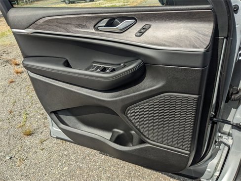 New 2025 Jeep Grand Cherokee L Limited image 20