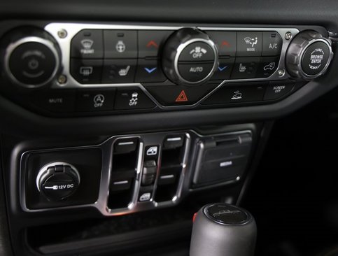New 2025 Jeep Gladiator Sport image 16