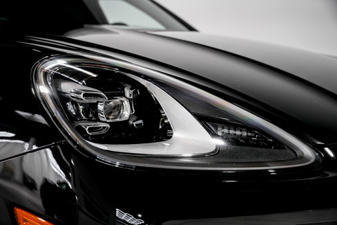 Used 2022 Porsche Cayenne S image 42