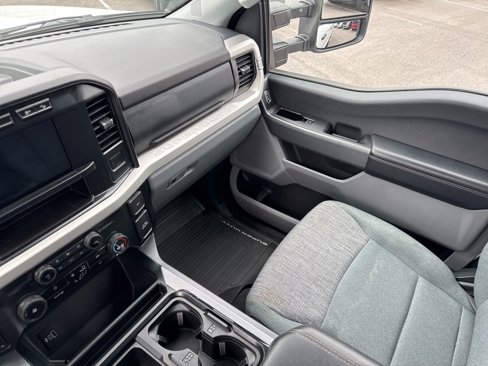 Used 2024 Ford F250 XLT image 36