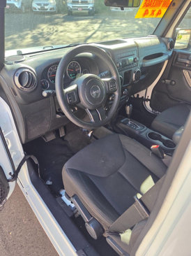 Used 2015 Jeep Wrangler Unlimited Sport image 7