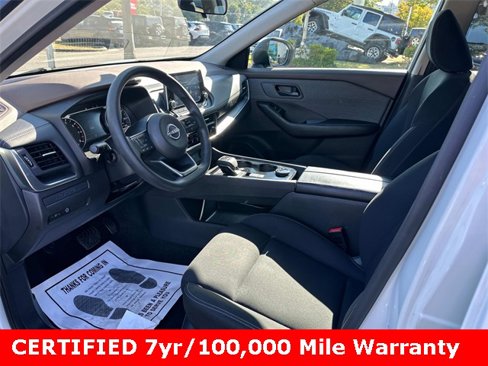 Used 2023 Nissan Rogue S image 15