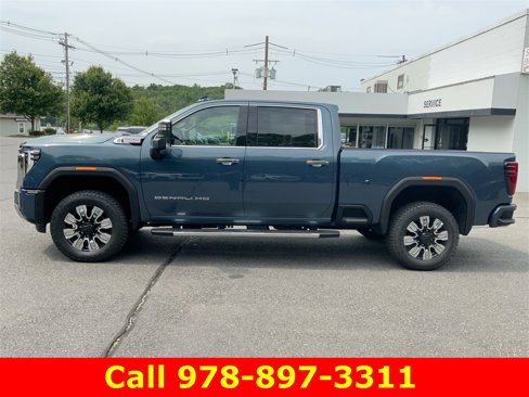 New 2025 GMC Sierra 2500 Denali w/ Denali Reserve Package image 36