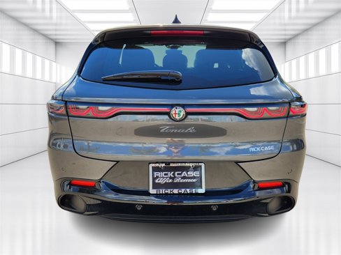 New 2025 Alfa Romeo Tonale w/ Premium Package image 4