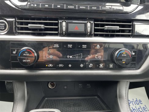 Certified 2024 Nissan Pathfinder SL image 30