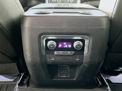 Used 2021 GMC Yukon SLT image 24
