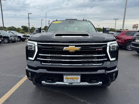 Certified 2024 Chevrolet Silverado 2500 LTZ w/ LTZ Plus Package image 9