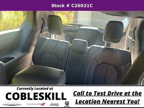 New 2026 Chrysler Pacifica Select image 14