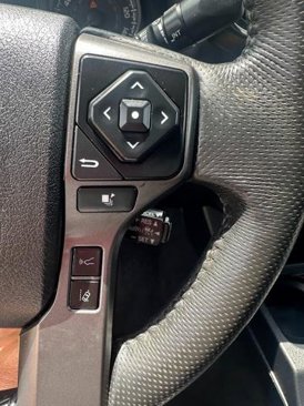 Used 2021 Toyota Tacoma TRD Off-Road image 15