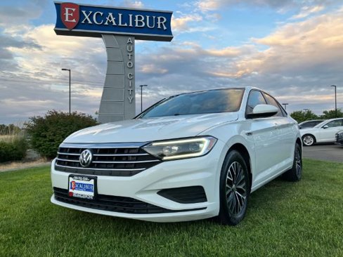 Used 2019 Volkswagen Jetta SEL image 2