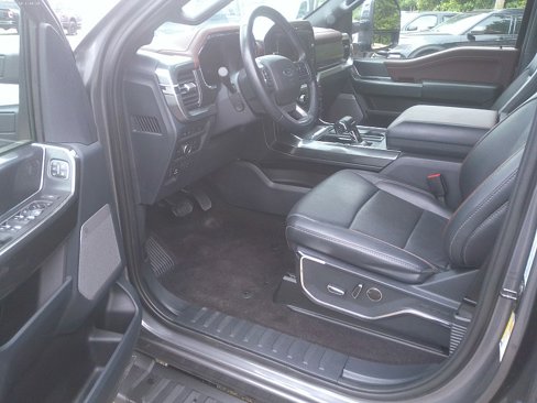 Used 2022 Ford F150 Lariat w/ Equipment Group 502A High image 6