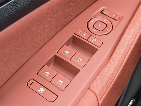 New 2026 Kia Sportage SX image 32