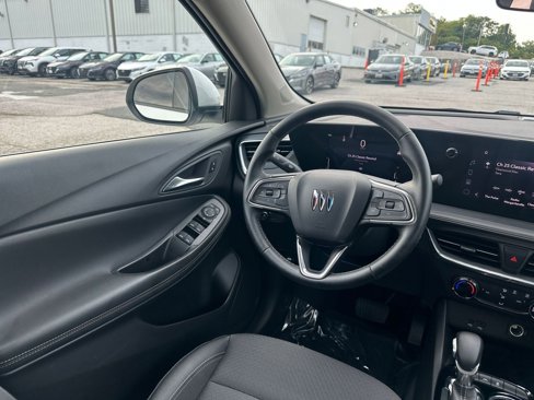 Used 2025 Buick Encore GX Preferred image 32